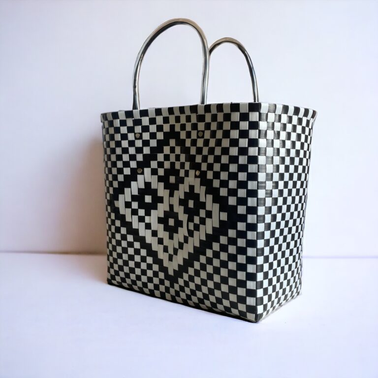 PLAYERO B&N: imagen 4