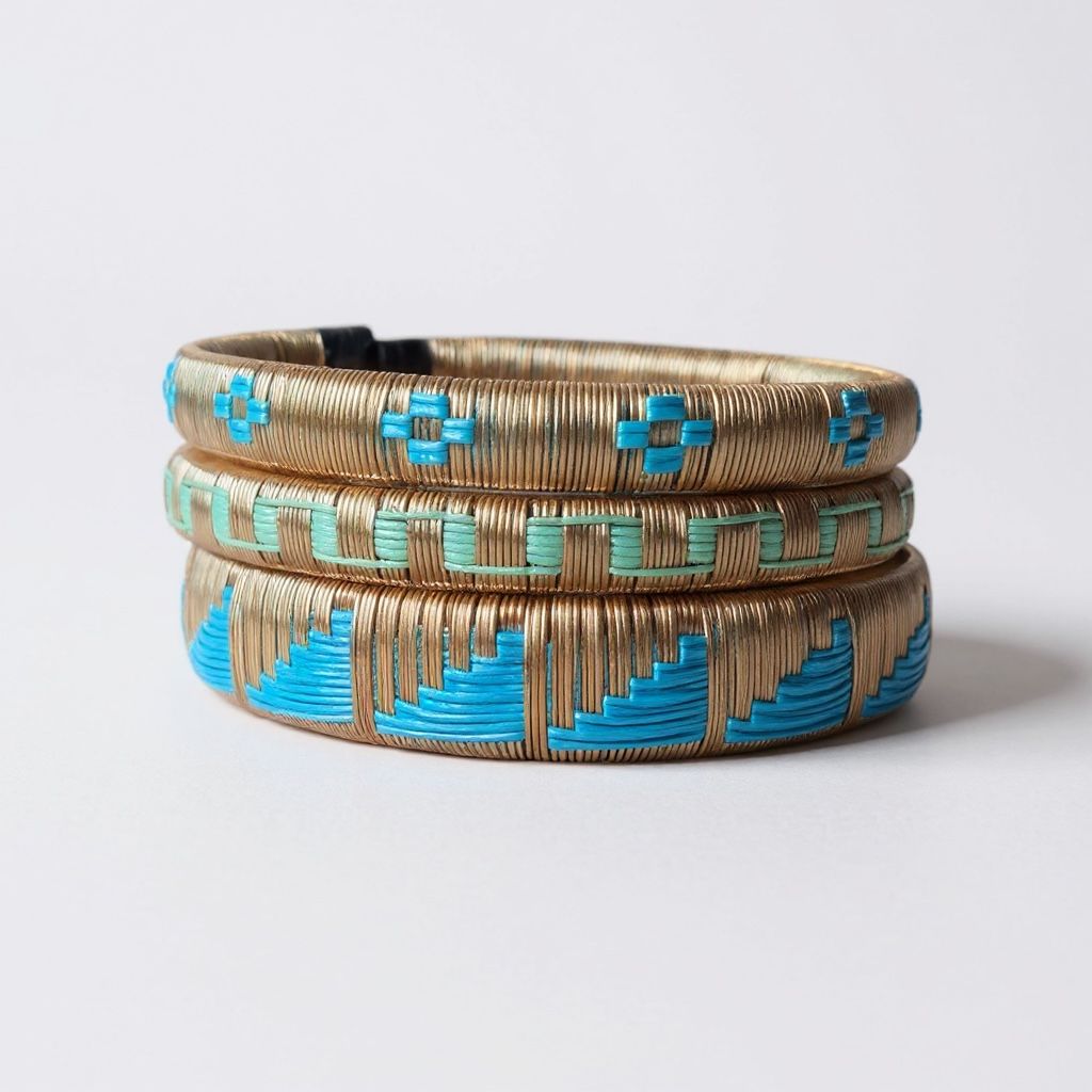 TRIO PULSERAS DORADAS: imagen 1