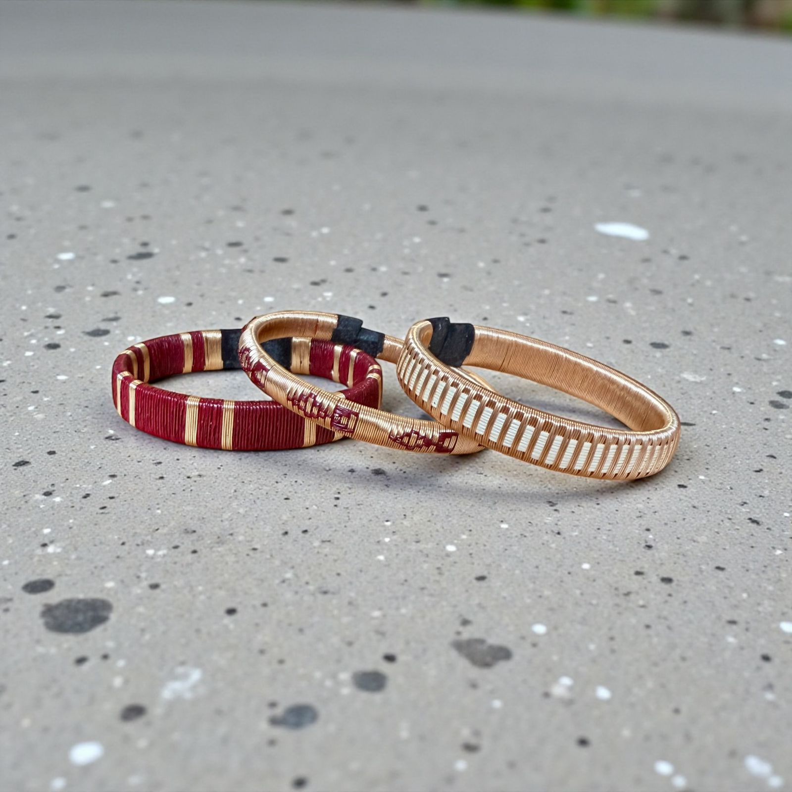 SET PULSERAS VINO TINTO: imagen 3